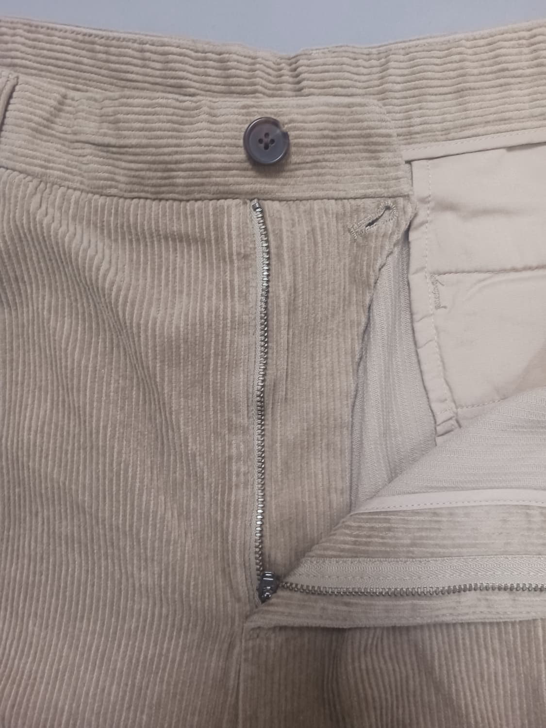 [36] 무신사 스탠다드 코듀로이 와이드 벌룬 팬츠 베이지 상품이미지6