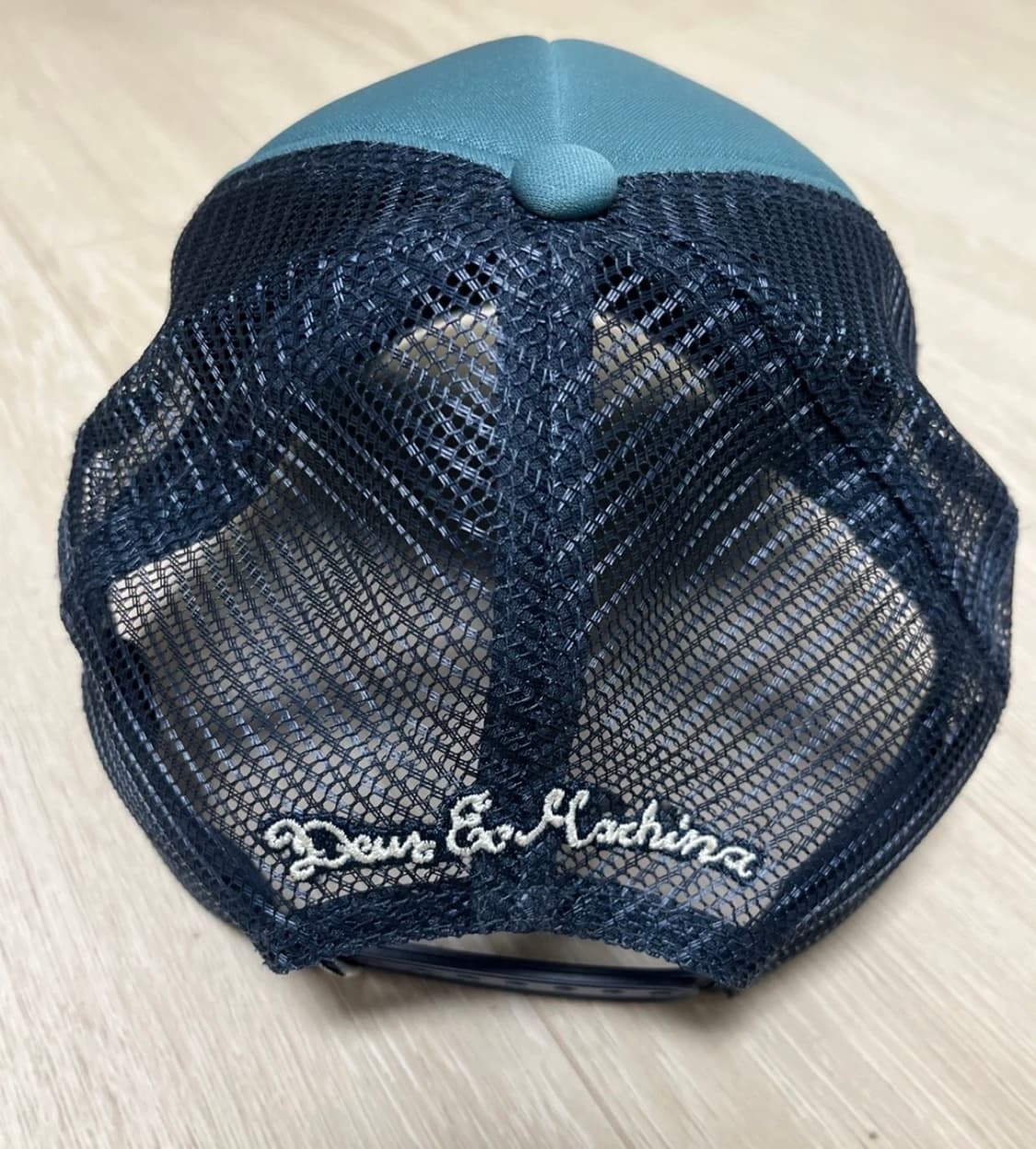 데우스 엑스 마키나 메쉬캡 상품이미지2