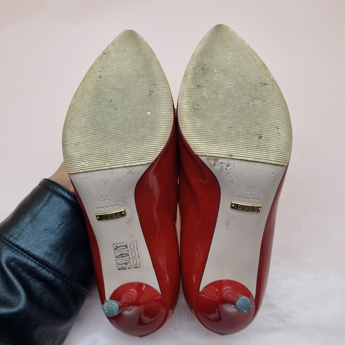 구찌 페이턴트 가죽 펌프스힐 35 230 굽8.5 상품이미지3