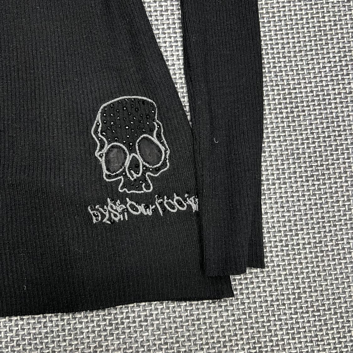 빈티지 고딕펑크갸루 스컬 큐빅 롱슬리브 상품이미지3