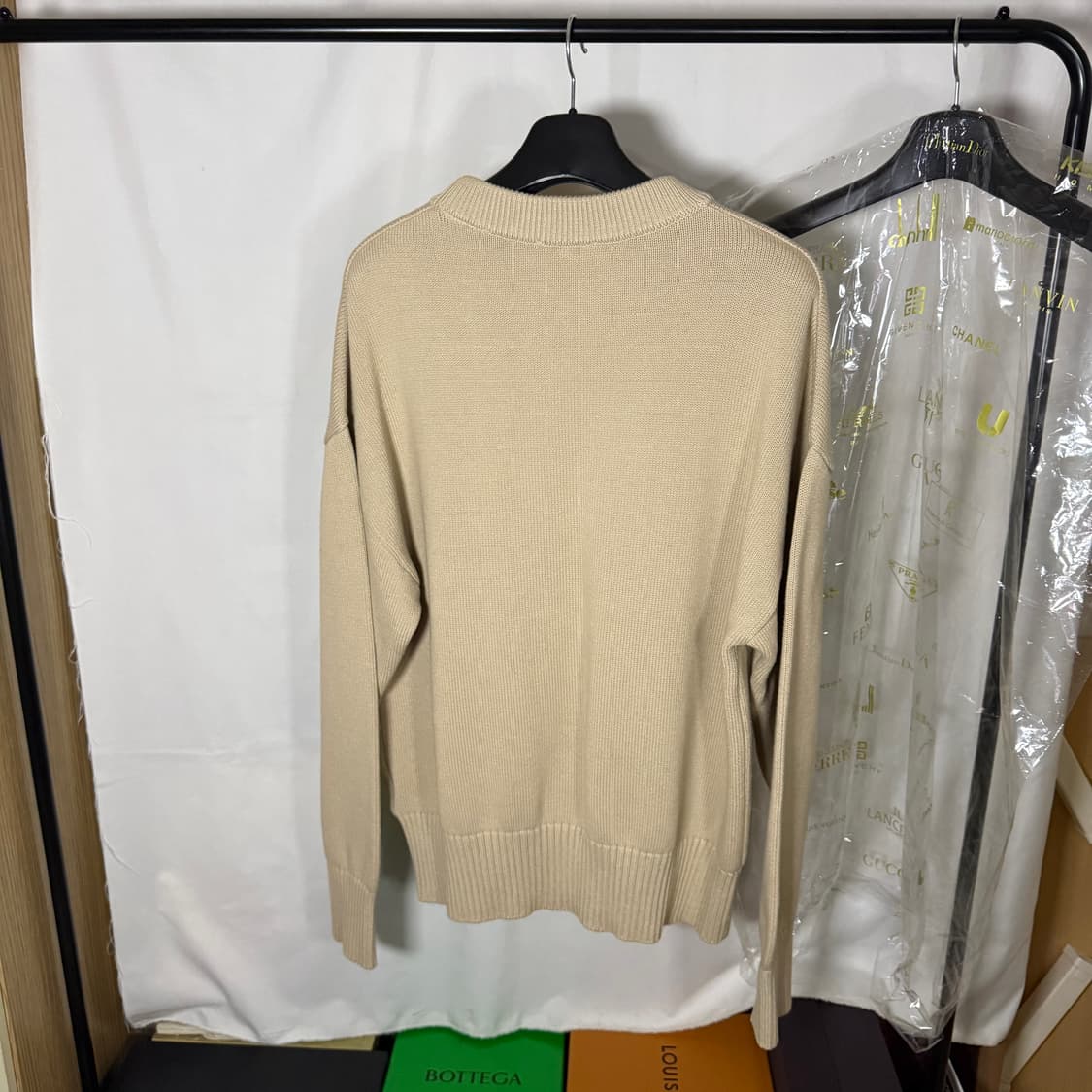 [XL사이즈] 아미 빅하트 로고 오버사이즈 니트 스웨터 베이지 화이트 상품이미지6