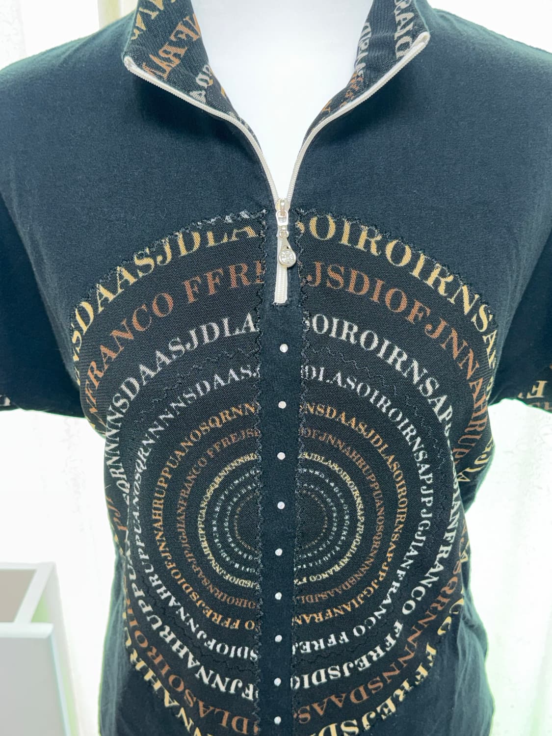 Half-Zip Graphic Print Short-Sleeve 상품이미지1