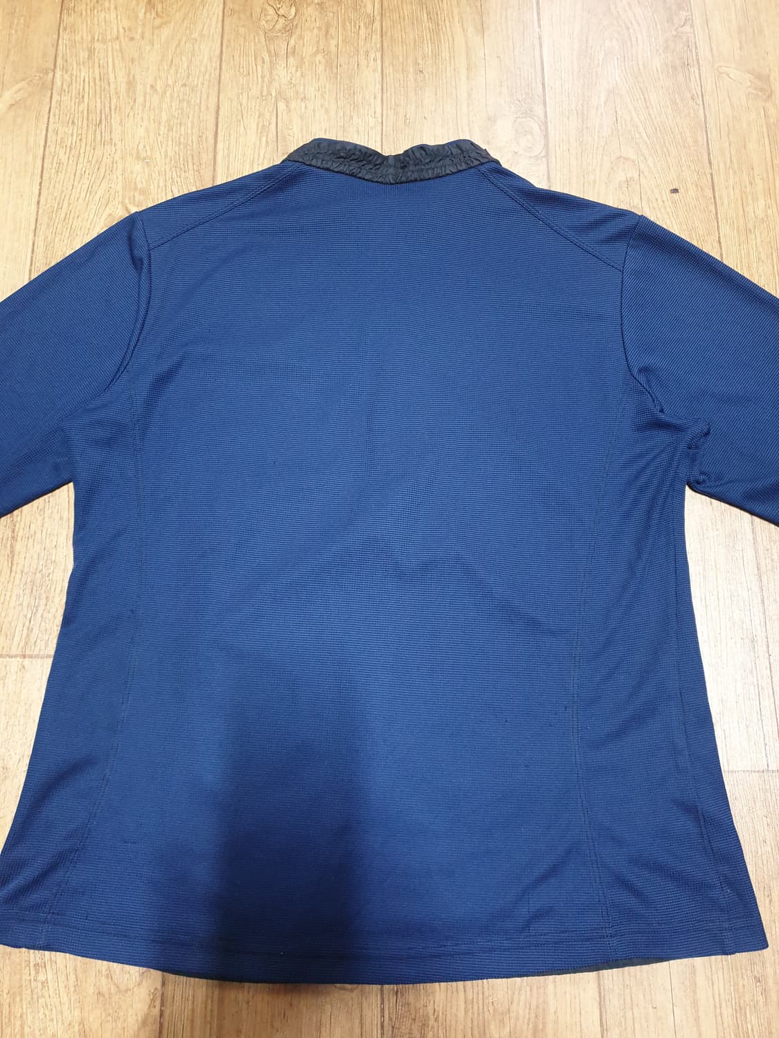 1016 피에르가르뎅 반집업 100 사이즈입니다 상품이미지5