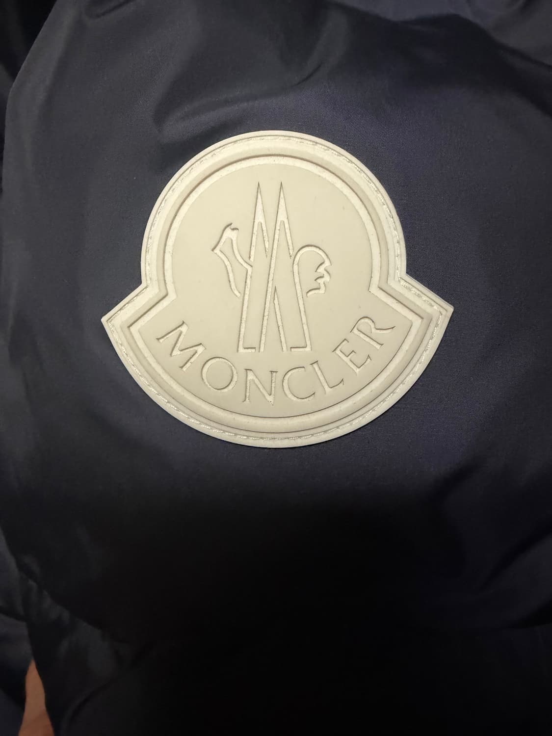 몽클레어 몬체니시오 패딩 상품이미지3