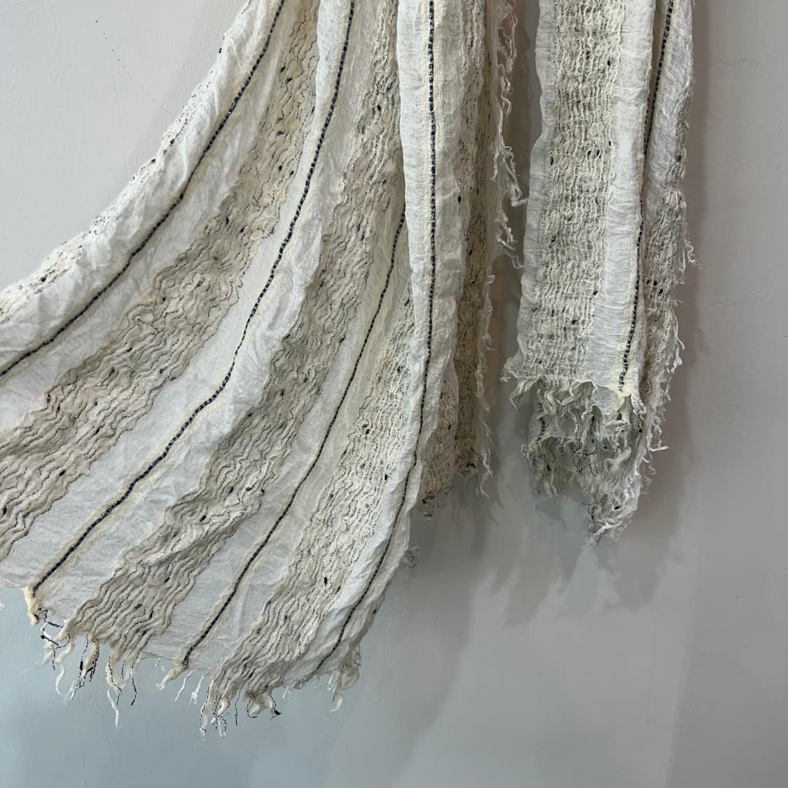 아이보리 패턴 크로셰 머플러 상품이미지3