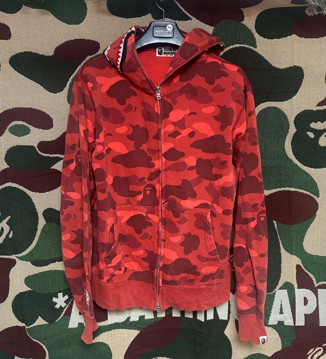 [ L ] 베이프 샤크 후드집업 적계 상품이미지2