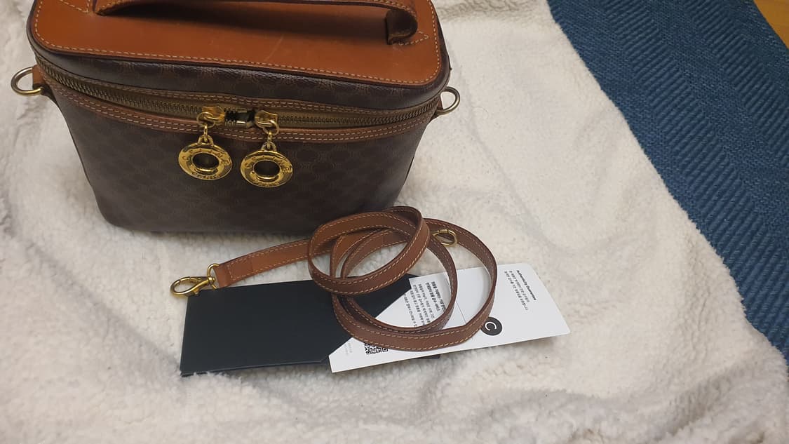  Celine 셀린느 정품 마카담 코스메틱 백 상품이미지2