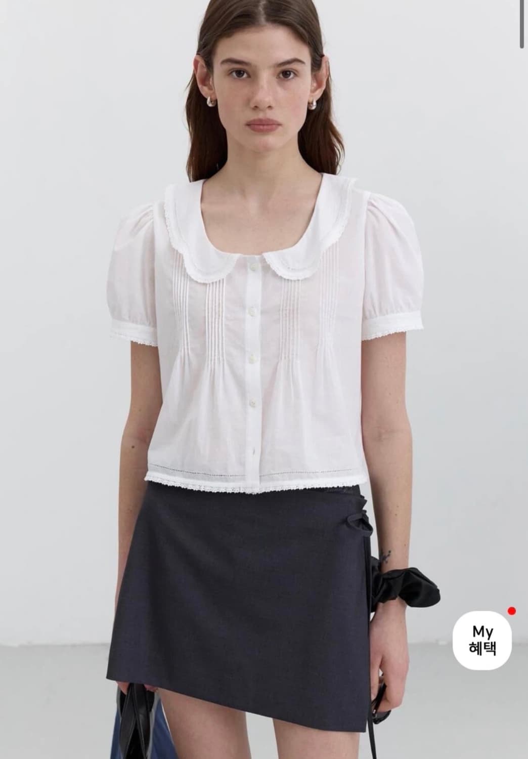 던스트 - 프릴 카라 블라우스 (화이트 M사이즈) 상품이미지1