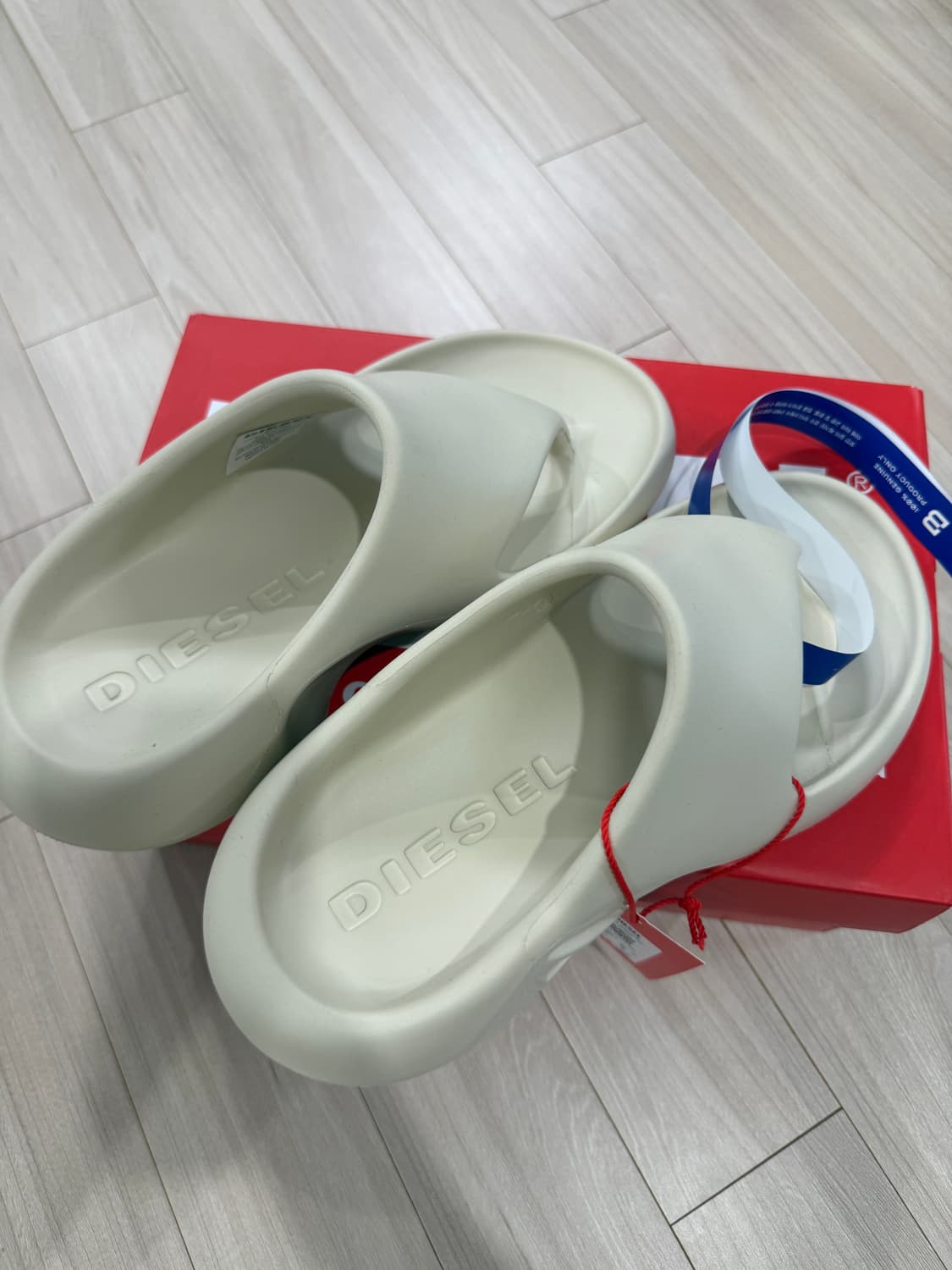 디젤 슬리퍼 아이보리 새상품 260 상품이미지3