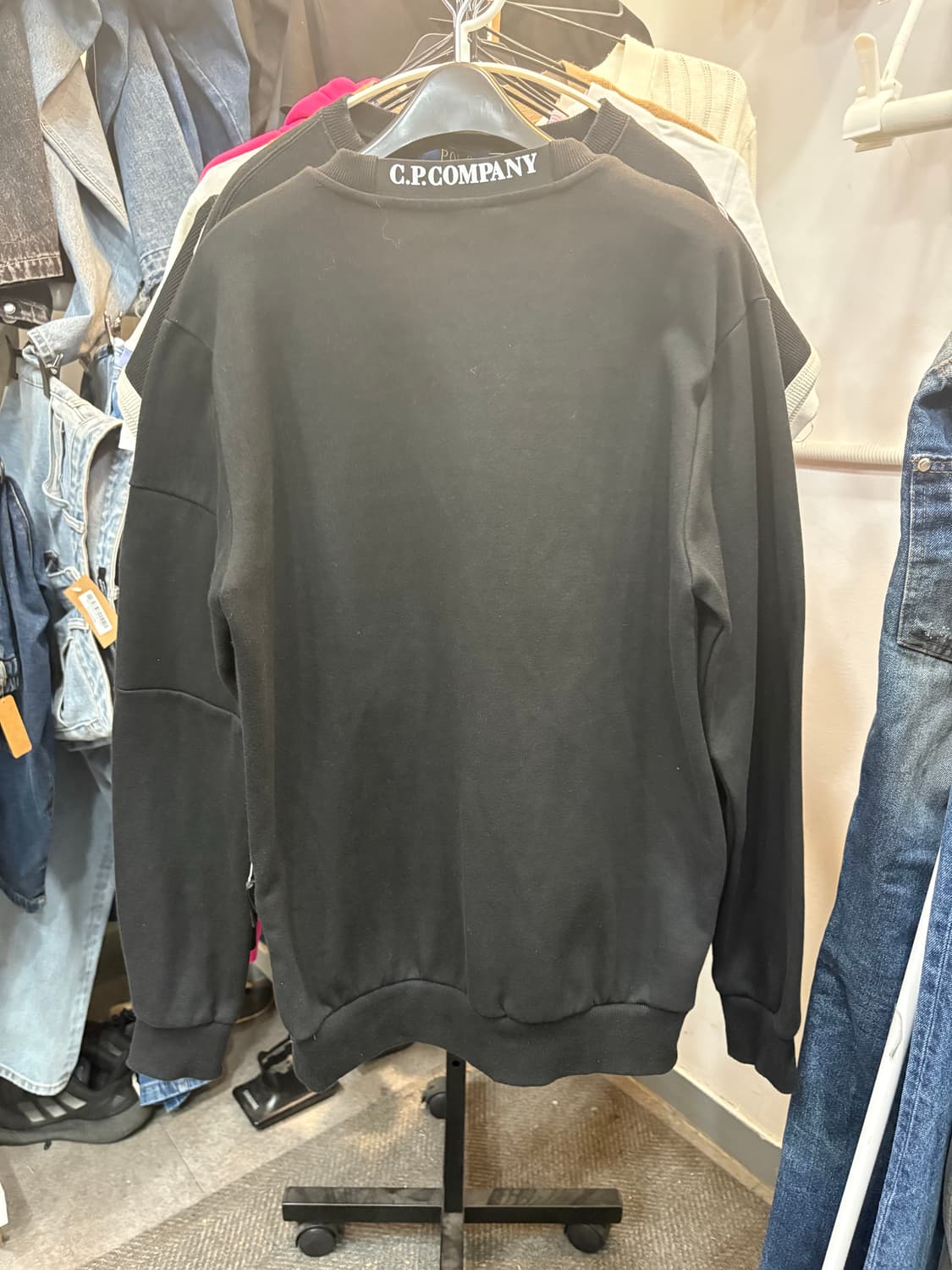  Cp 컴퍼니 맨투맨 블랙 s 사이즈 상품이미지2