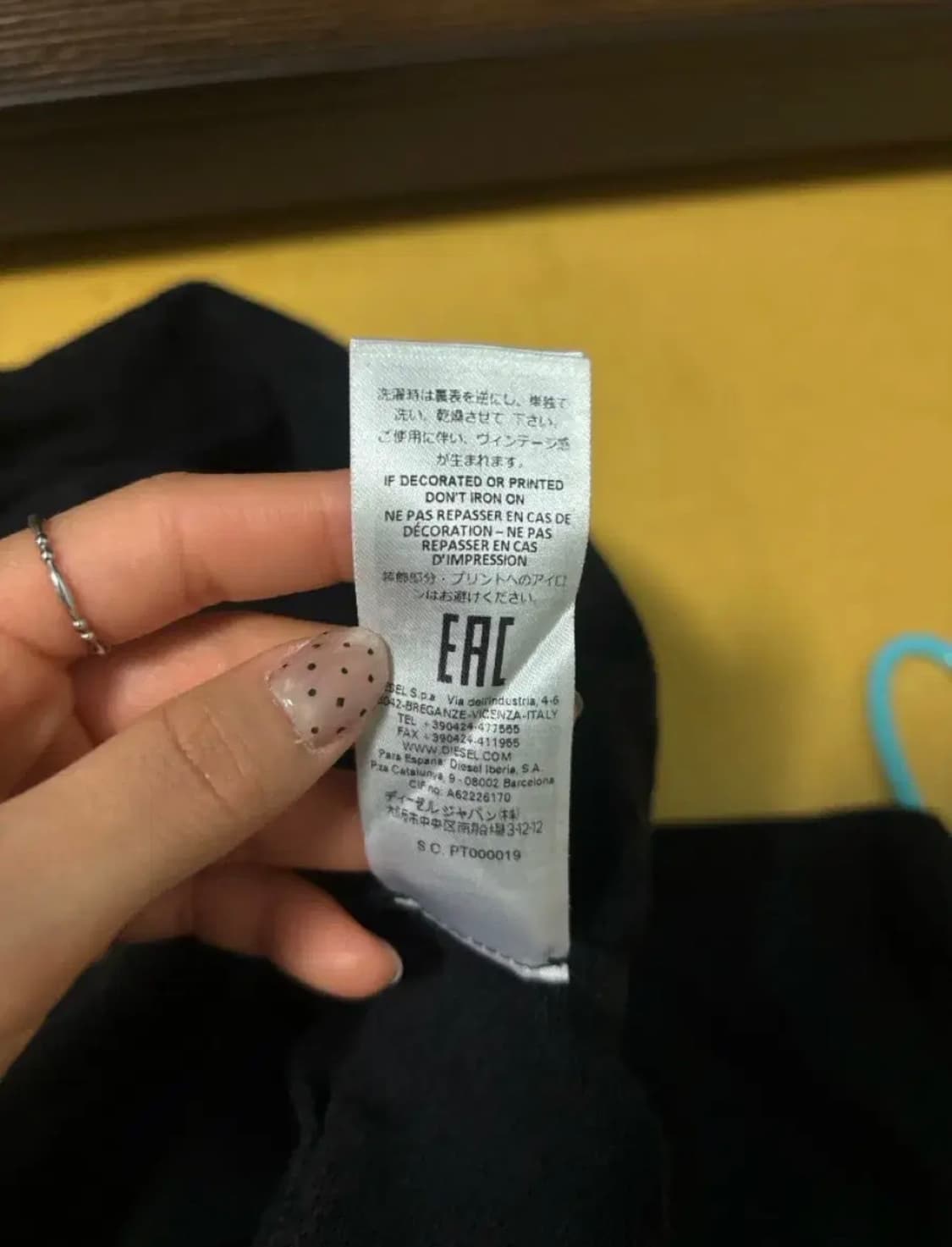 디젤 오프숄더 블랙 후드티 상품이미지6