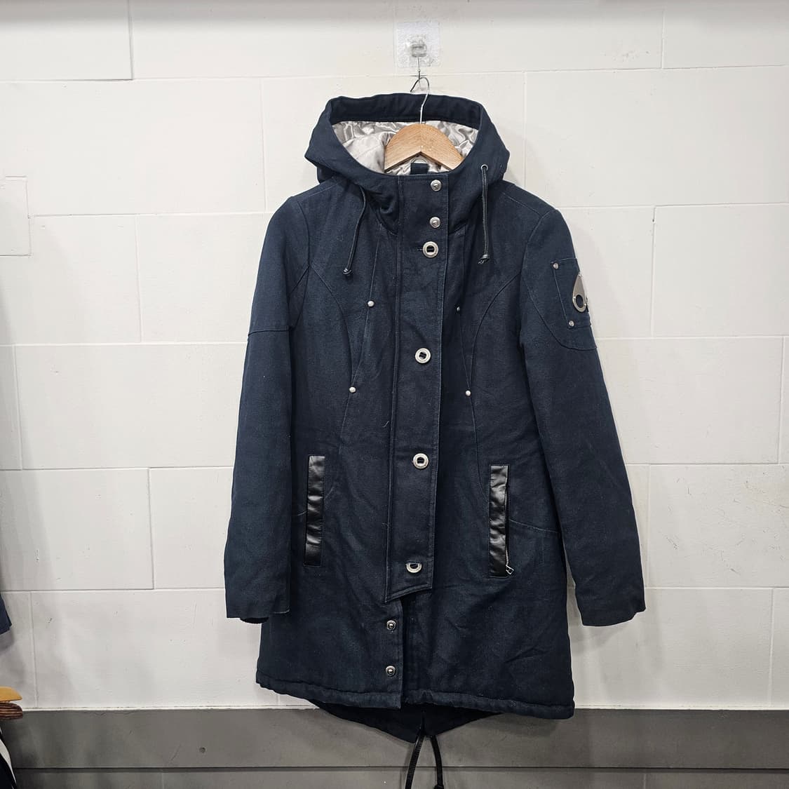 무스너클 스틸링 여성패딩 상품이미지1