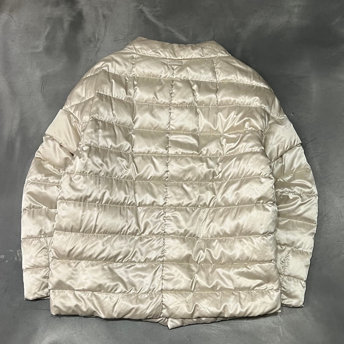  막스마라 리버시블 암 탈부착 퀼티드 자켓 y15680 상품이미지2