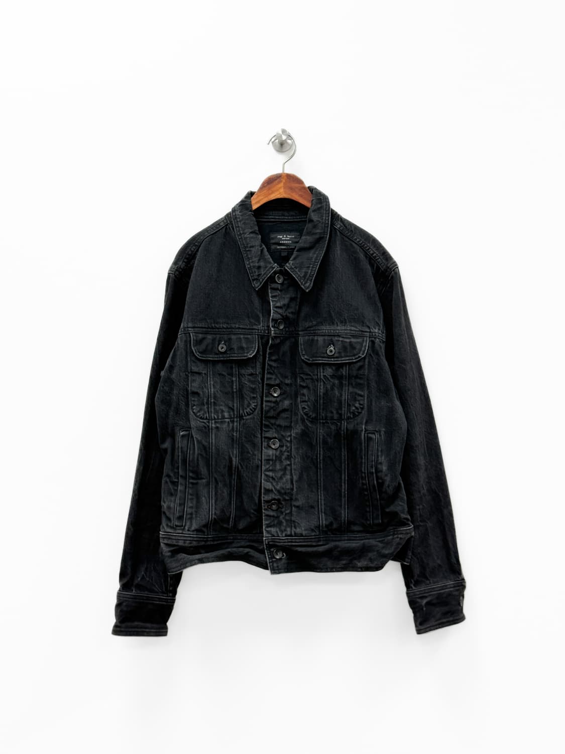 랙앤본 아카이브 블랙 셀비지 데님 트러커 자켓 상품이미지1