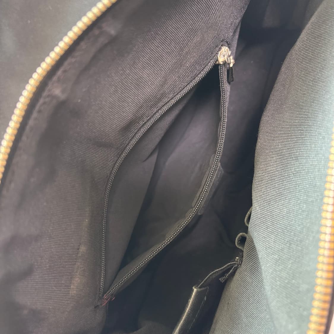 발리(BALLY) 시그니처 스트라이프 레더 메신저 백 블랙 상품이미지6