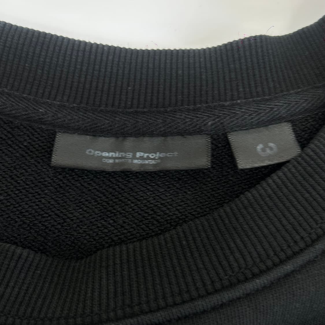 Opening project 오프닝 프로젝트 백 포인트 블랙 맨투맨   상품이미지7