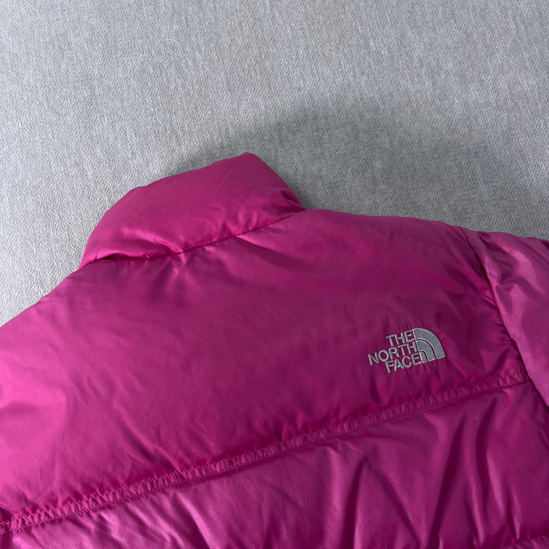 W 95 노스페이스 700 핑크 경량 패딩 상품이미지7