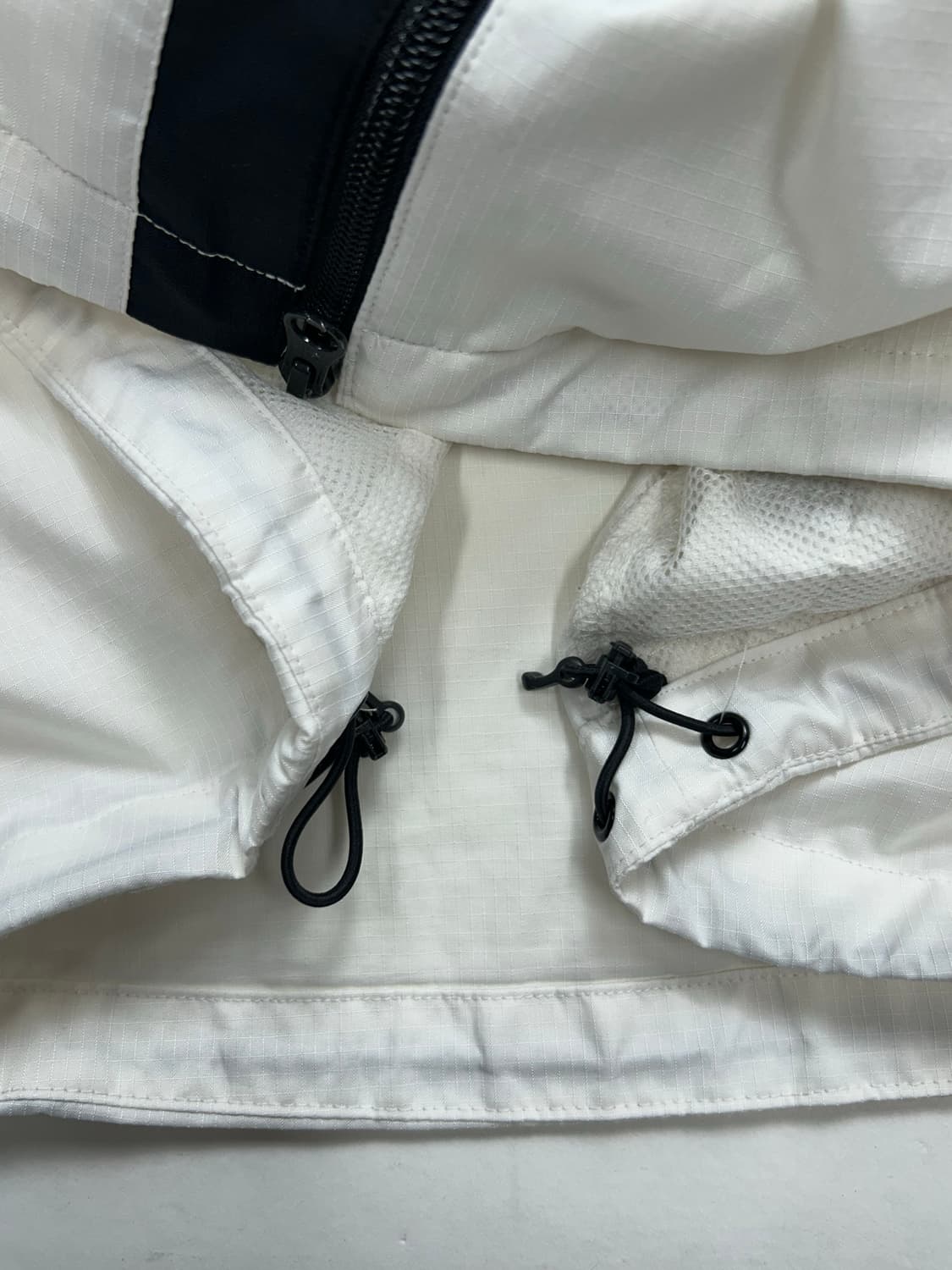 아디다스 제펜 화이트 바람막이 L 상품이미지8