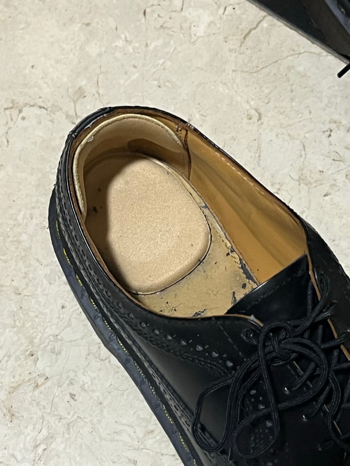 닥터마틴 3989 윙팁 상품이미지2