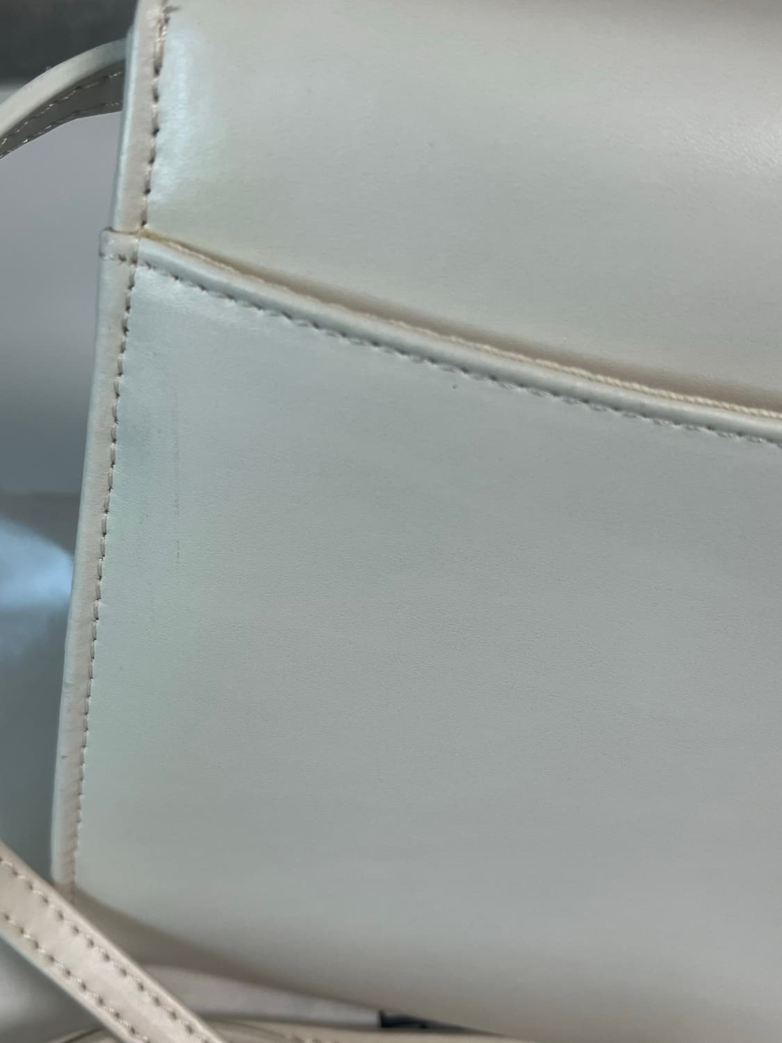 리틀 리프너 스월 페이던트 리틀 레이디 백 (웜화이트) 상품이미지8