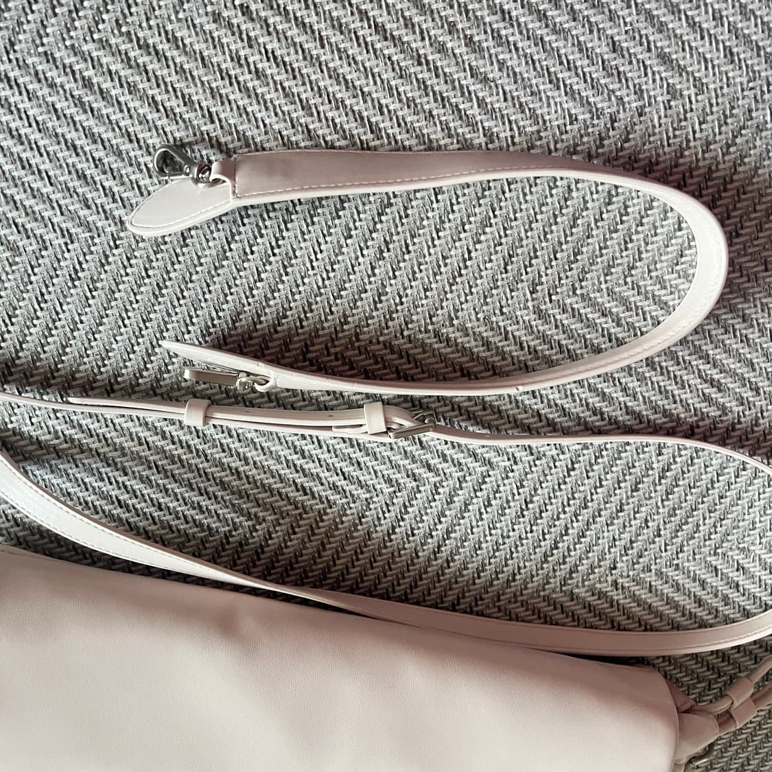 칼린 가방 크로스백 데이백 / 타낫 드파운드 루에브르 상품이미지4