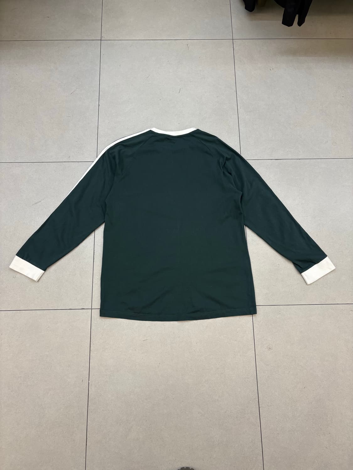 아디다스 그린 스트라이프 롱슬리브 상품이미지5