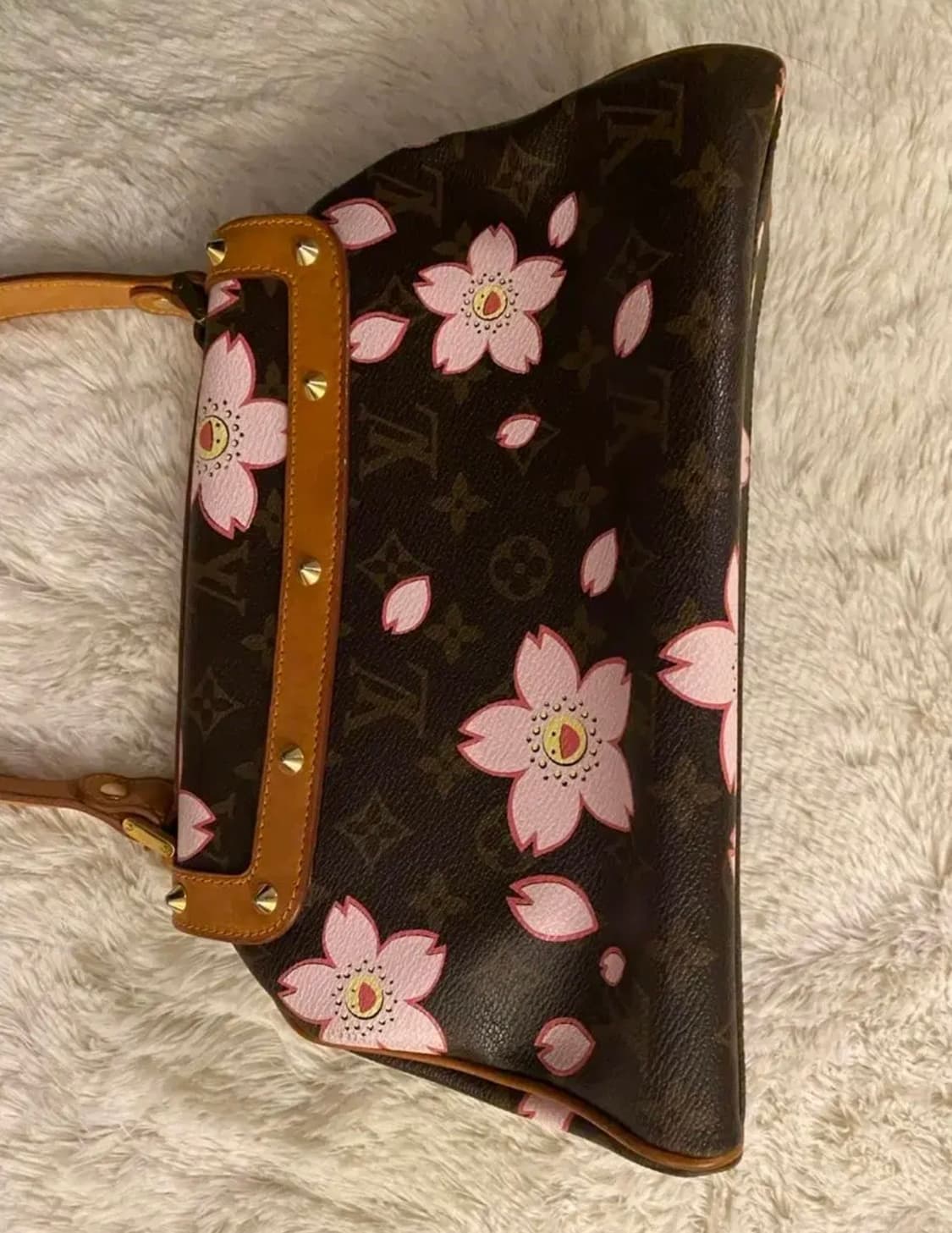 루이비통 x 무라카미다카시 벛꽃 백 상품이미지5