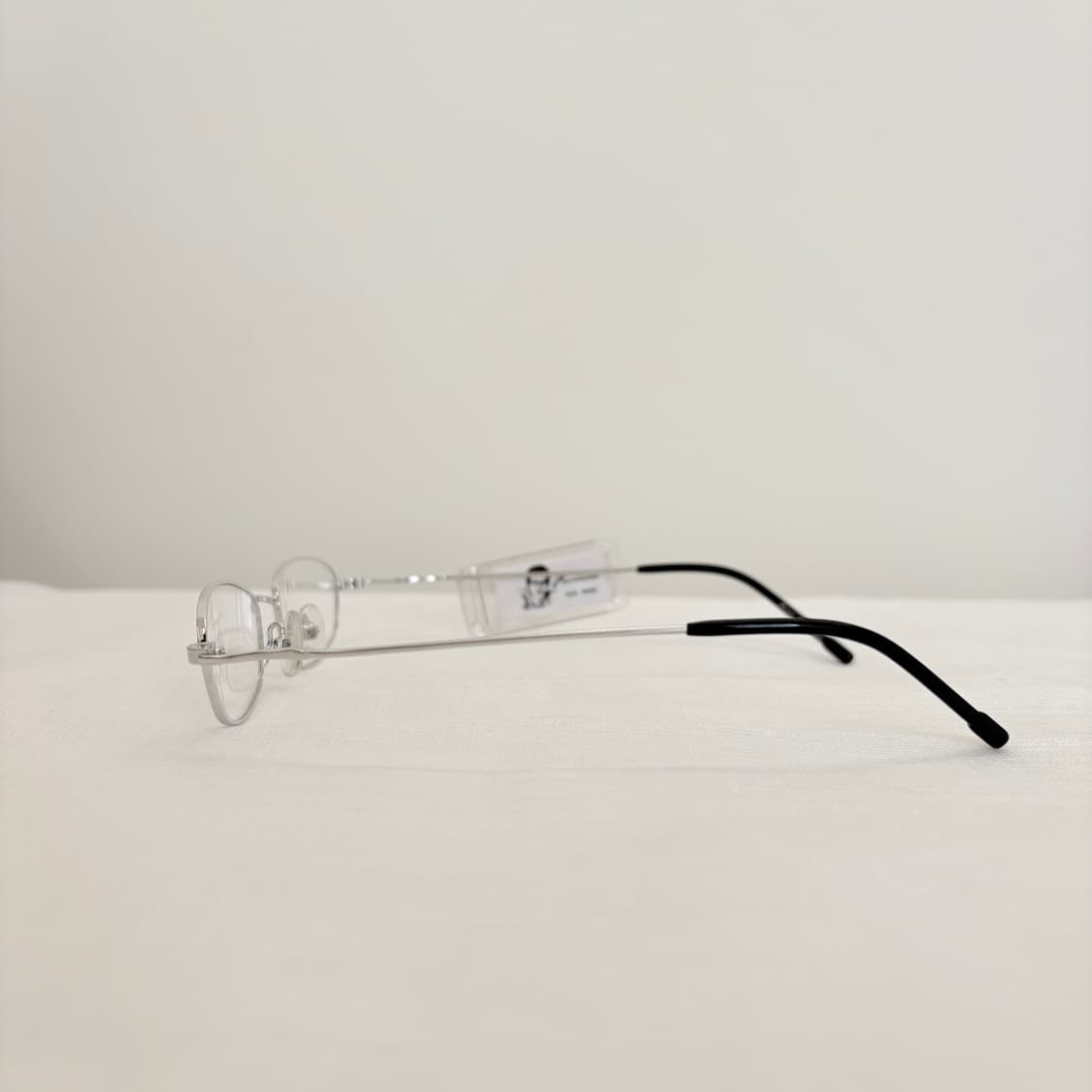 PARVIANO 실버 슬림 오벌 메탈테  상품이미지5