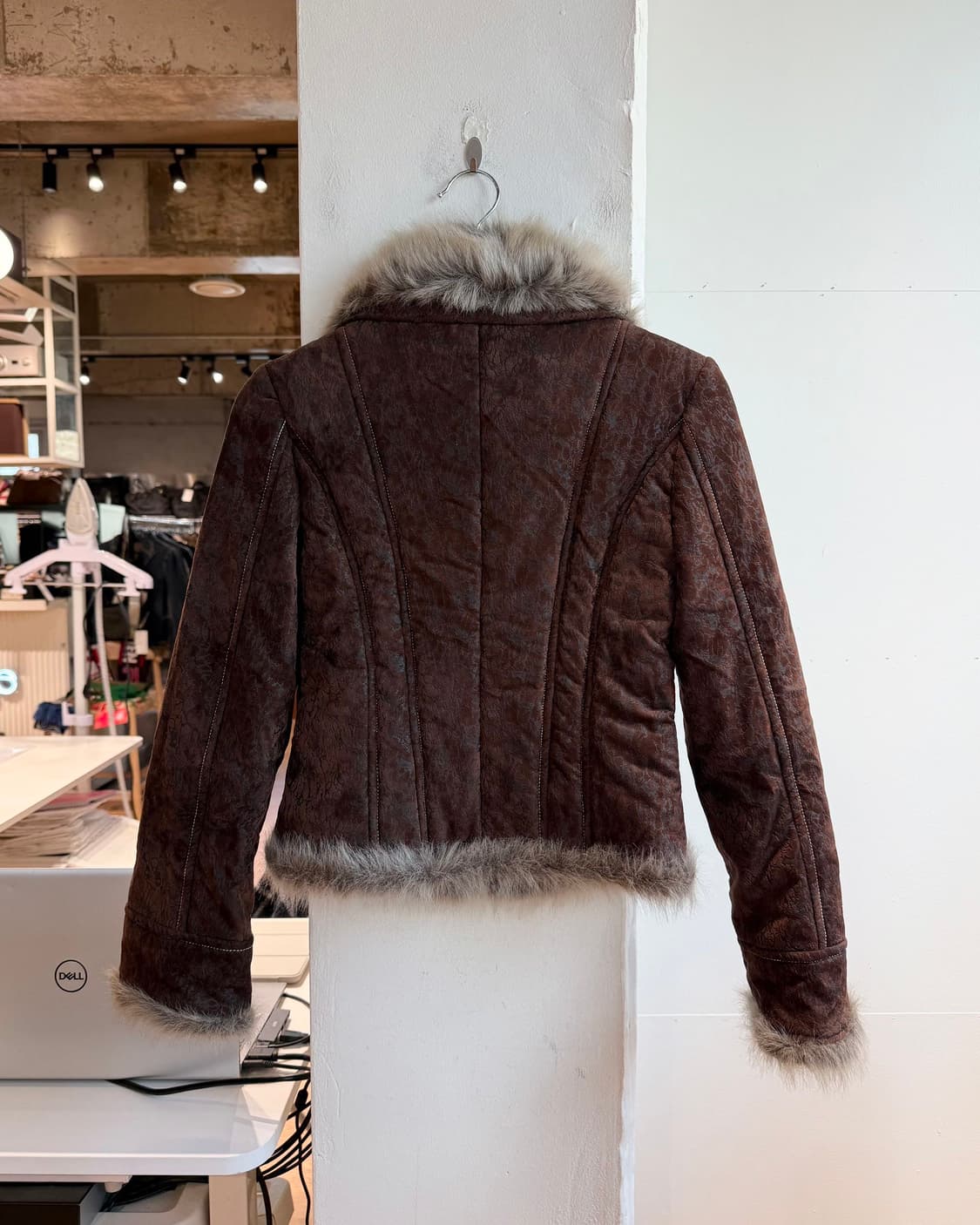 키라라 브라운 퍼 무스탕 자켓  상품이미지7