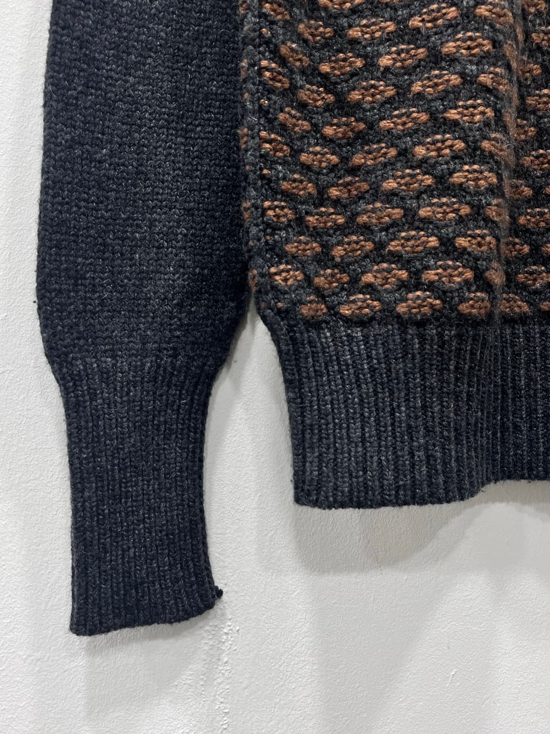 로로피아나 캐시미어 패턴 니트 38사이즈 상품이미지4