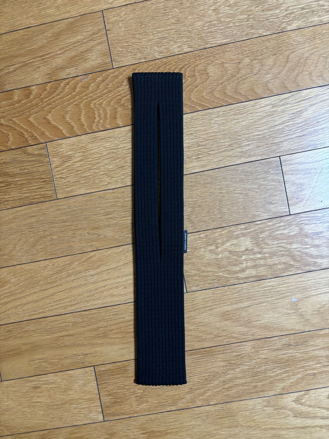 이세이 미야케 아이폰 포켓 쇼츠 블랙 상품이미지2