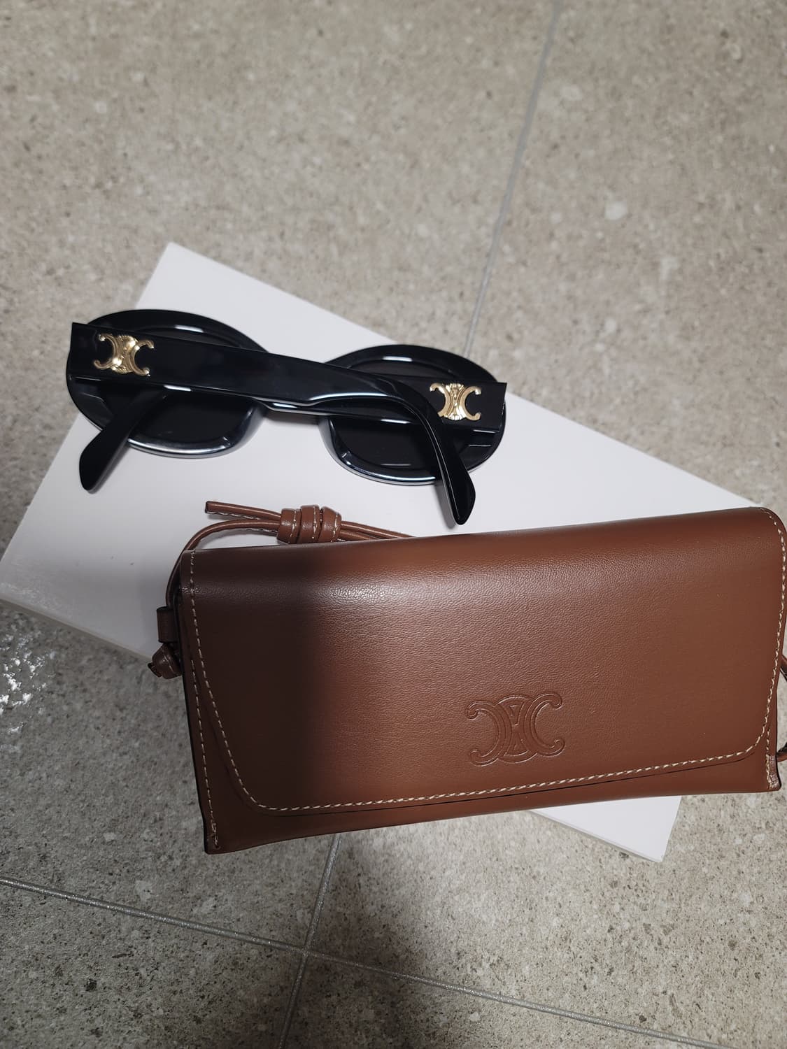 셀린느 트리옹프 선글라스 상품이미지2