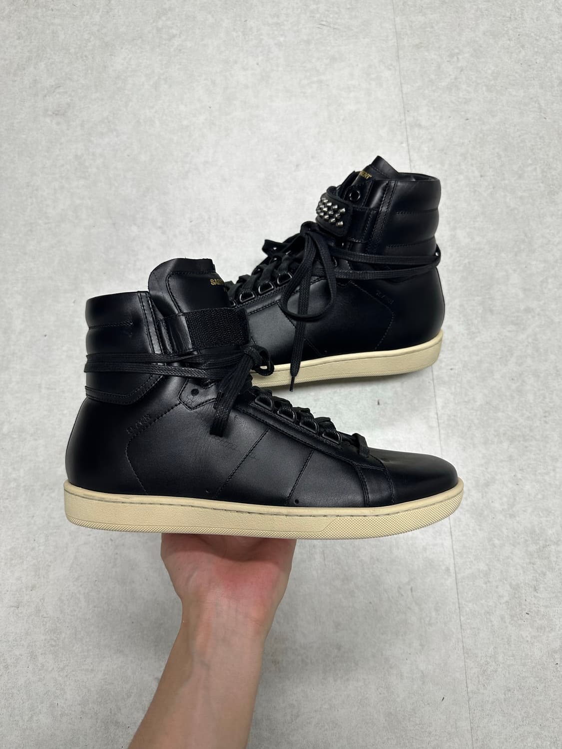 생로랑 에디 슬리먼 14fw 스터드 하이탑 상품이미지5