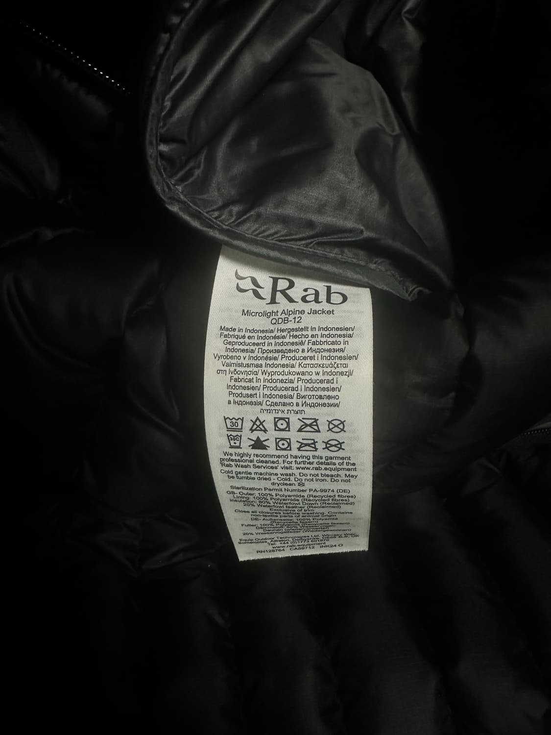 RAB 마이크로라이트알파인 경량 패딩(블랙) 상품이미지4