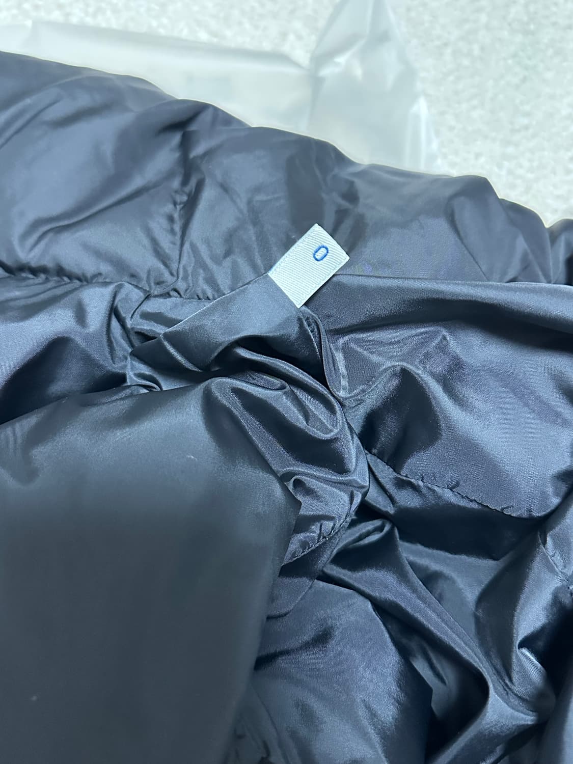 (정품)몽클레어 마르케 패딩 0사이즈 블랙 상품이미지6