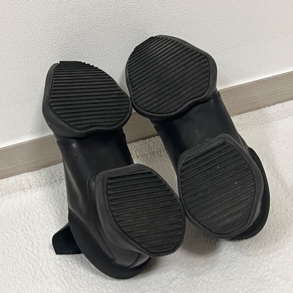 릭오웬스 아디다스 러너 레더 트리플 블랙 상품이미지5