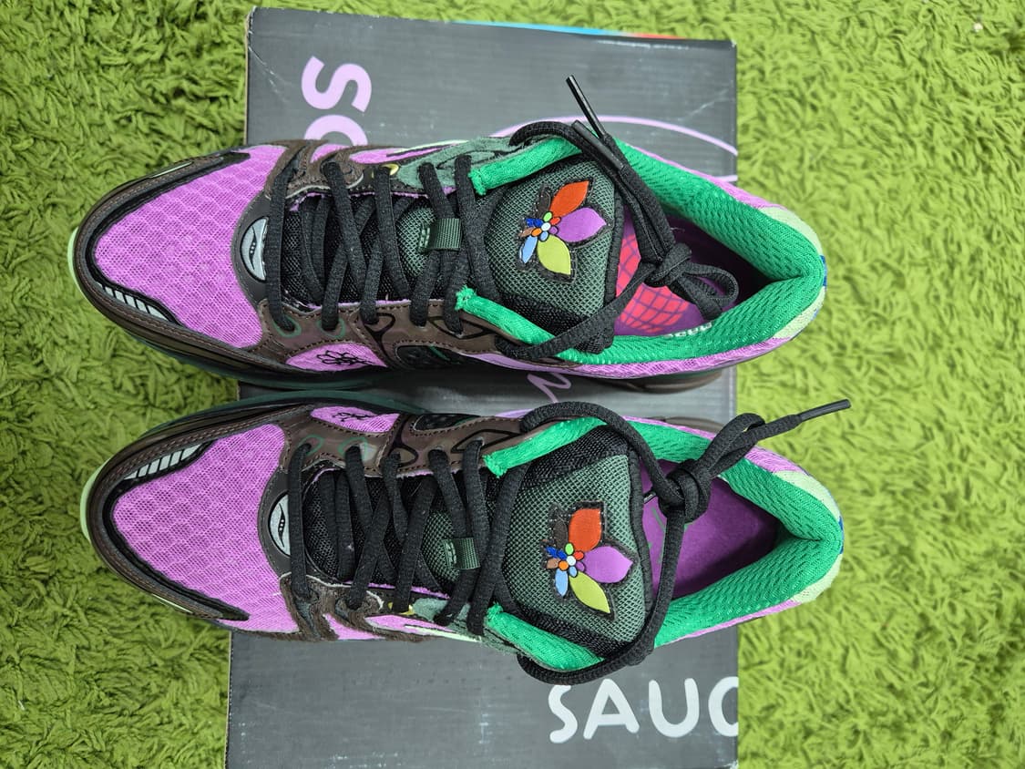 Saucony x Jae Tips Progrid Triumph 4 Flo 상품이미지2