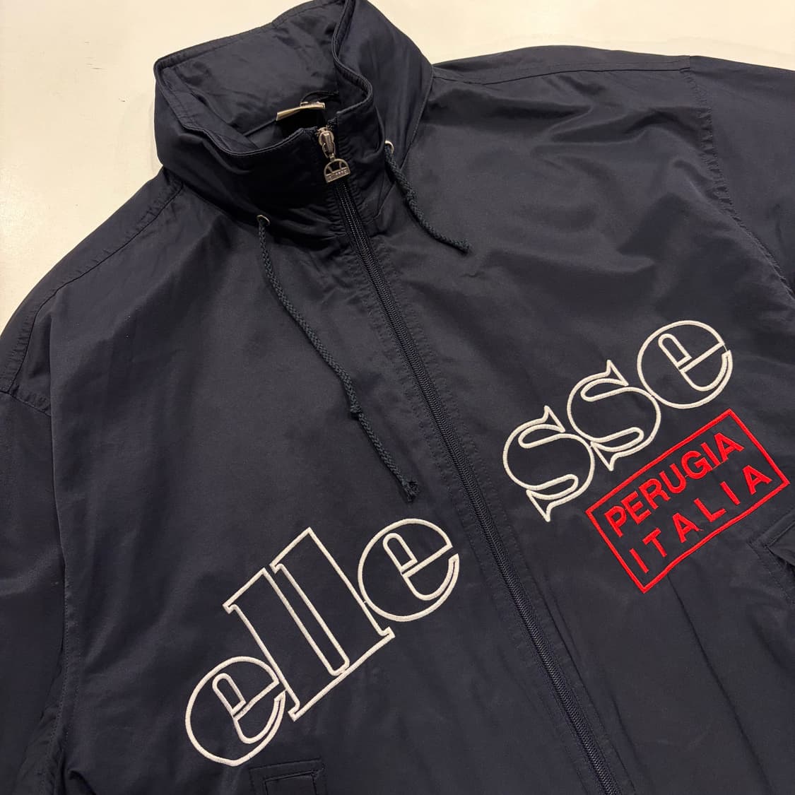 [105] 엘레쎄 올드스쿨 네이비 바람막이 점퍼 B619 상품이미지3