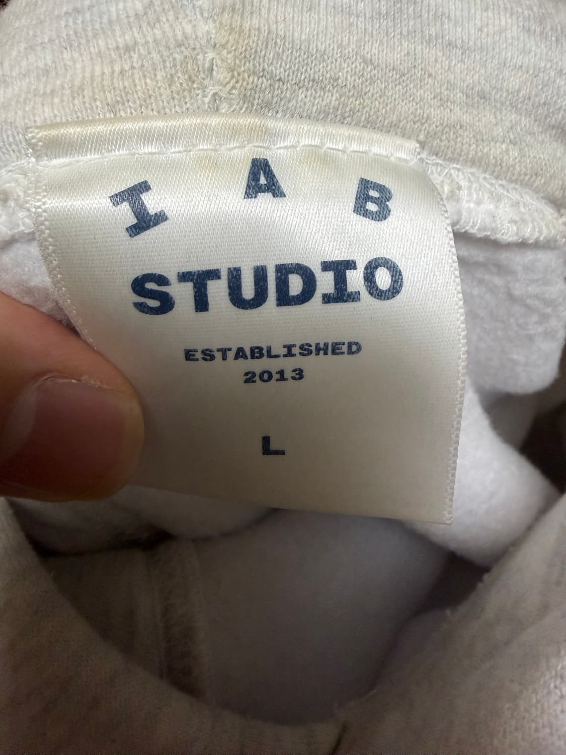 IAB 아이앱스튜디오 후드 라이트 그레이 L 상품이미지3