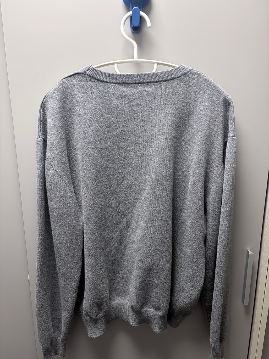 알리스 클라우드 크롭 니트 (그레이) 상품이미지3