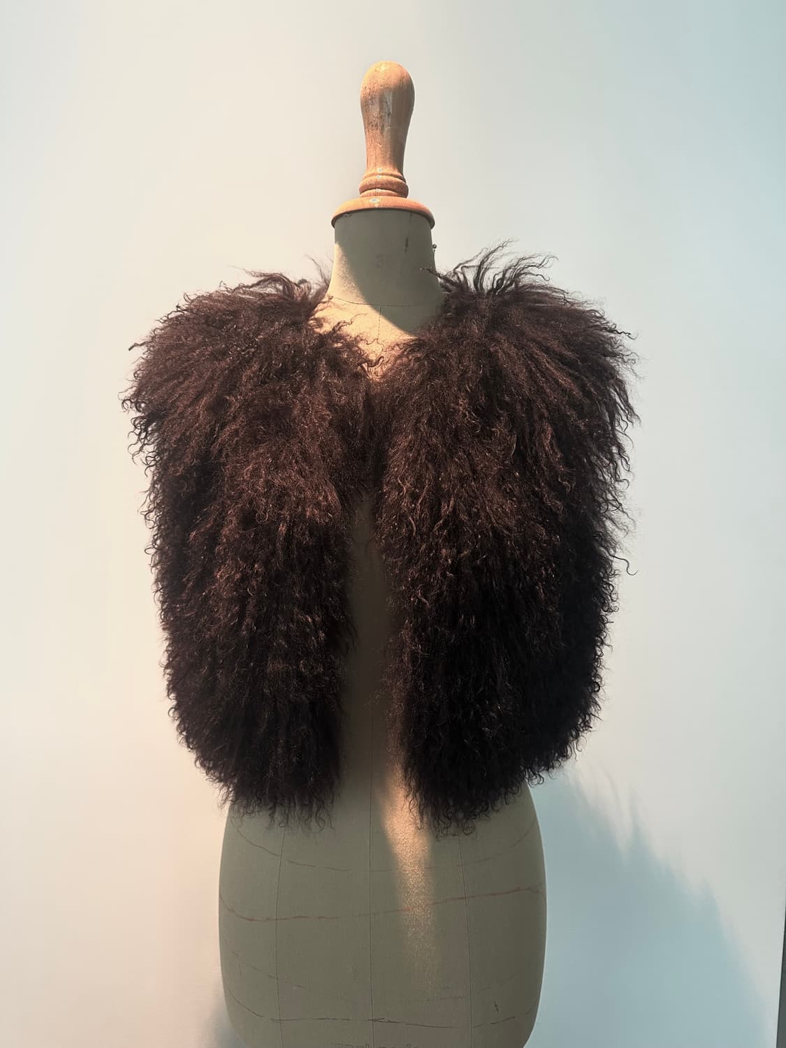 Mariuccia 몽골리안 양털 퍼 베스트 상품이미지1