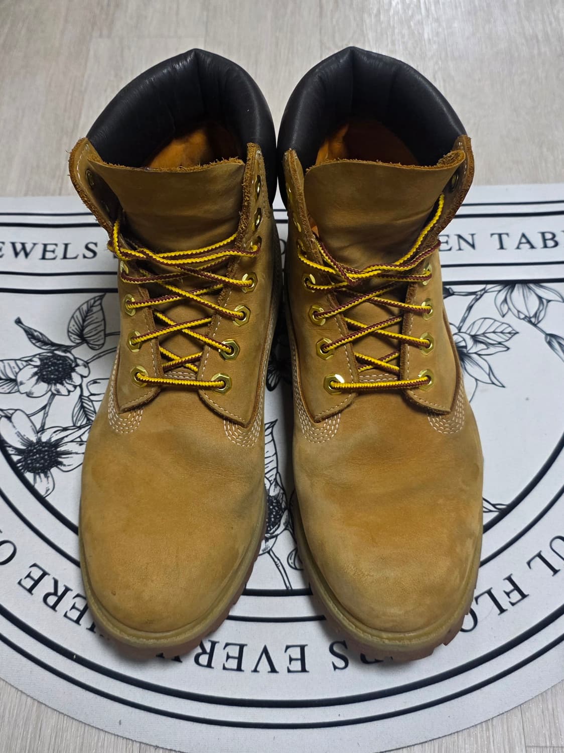 팀버랜드 6인치 누벅 프리미엄부츠(265~270) 상품이미지4