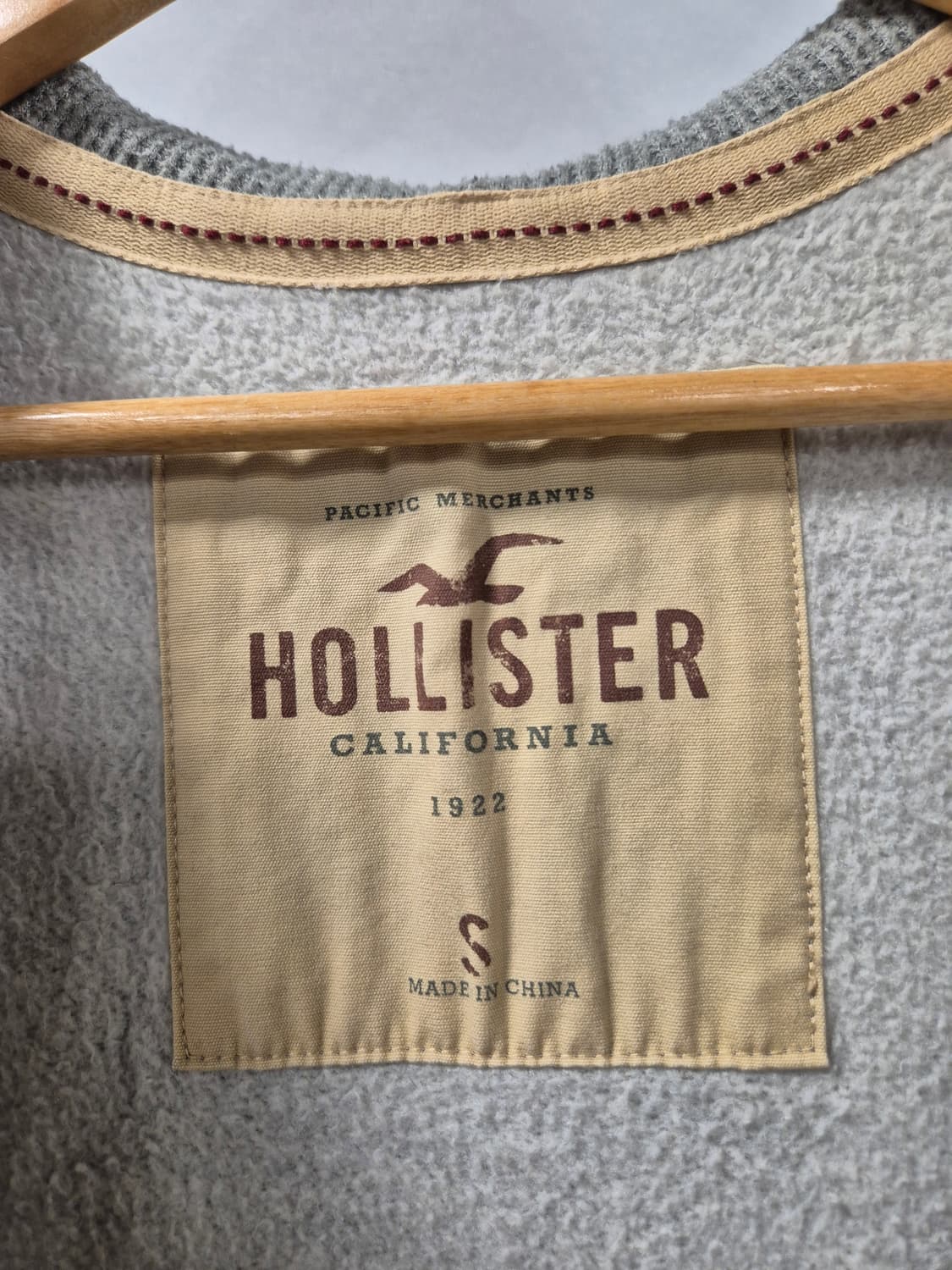 *무료배송*홀리스터 Y2K 올드스쿨캘리포니아 그레이후드집업 S(상태A급) 상품이미지4