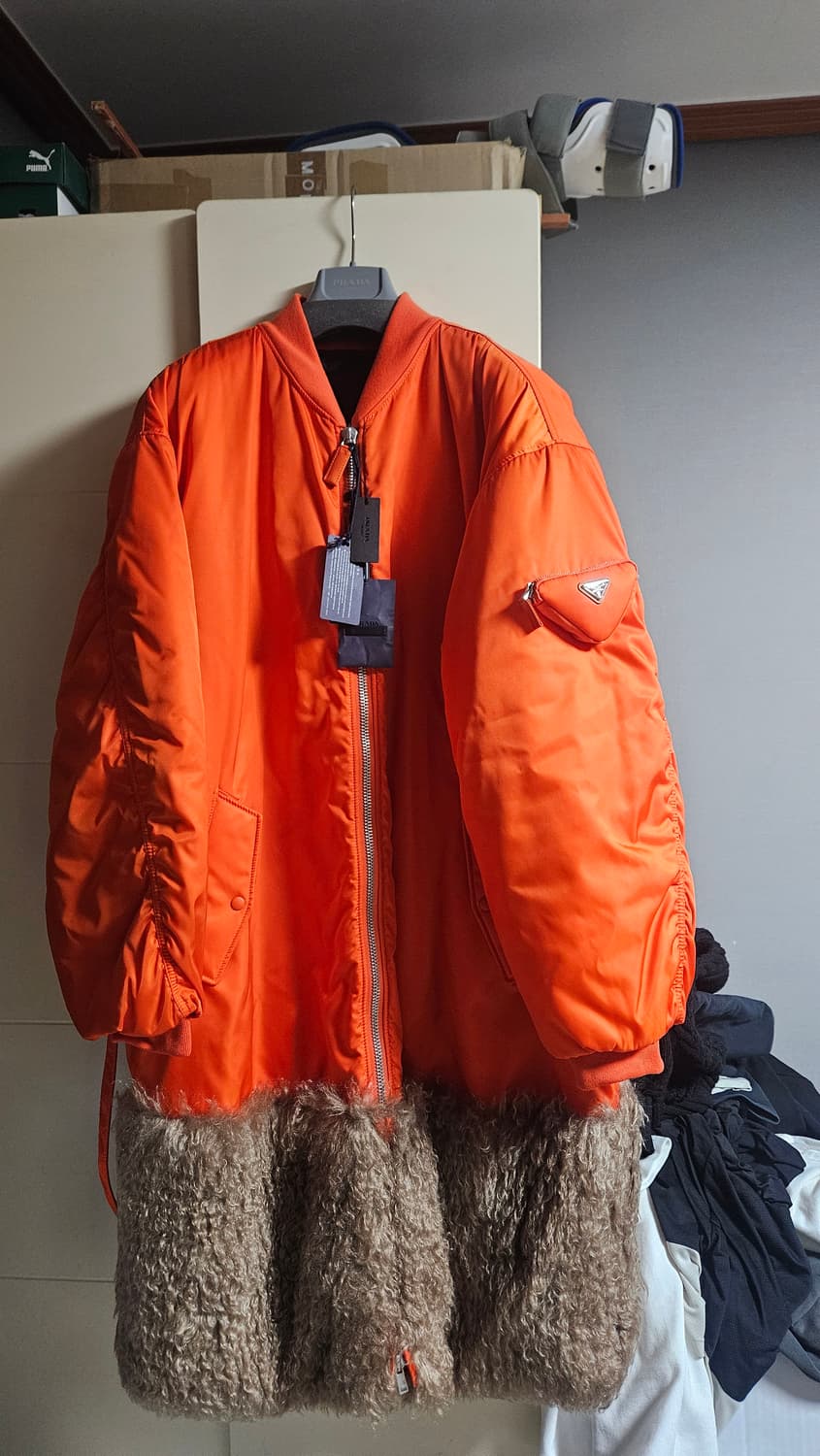 프라다 라프시몬스 롱 봄버 항공자켓 2천만원짜리 상품이미지1