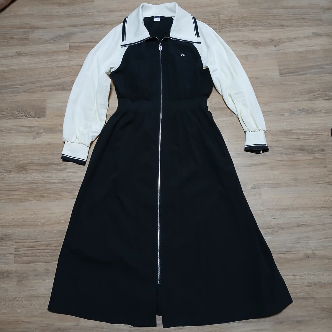 jucyjudy 쥬시쥬디 지퍼 나일론 바스락 바람막이 원피스 자켓 봄 상품이미지4