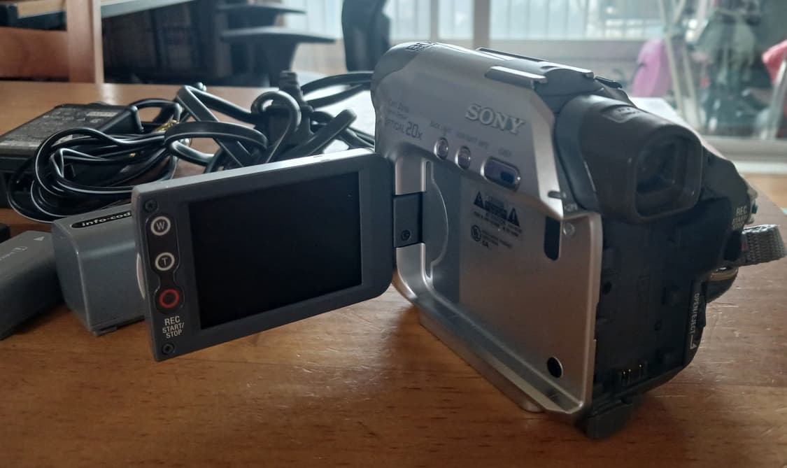 소니 핸디캠 DCR-HC21 상품이미지2