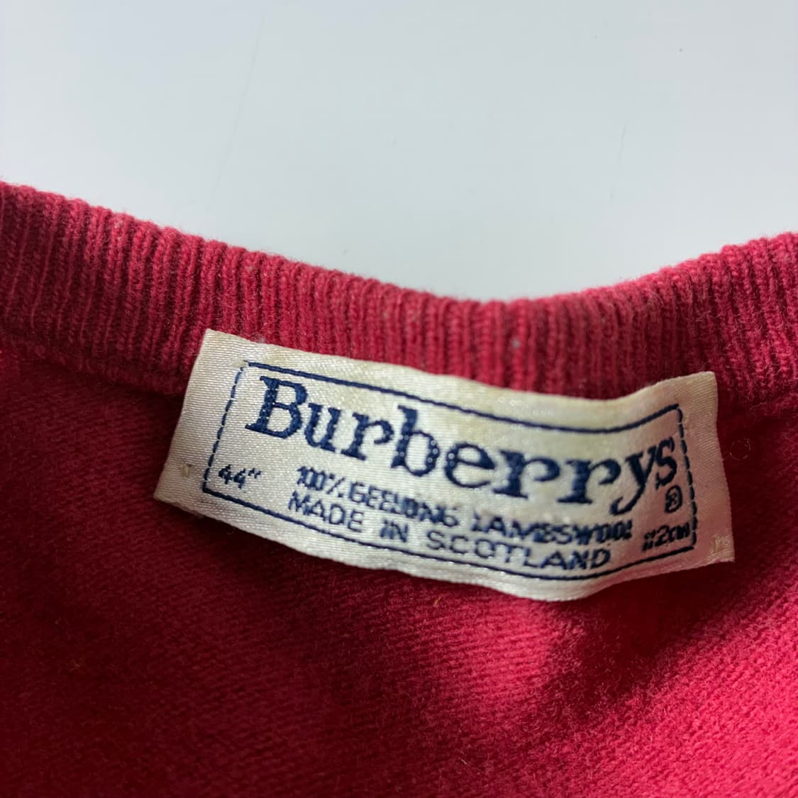 Burberry  버버리 골드버튼 핑크 니트 가디건  상품이미지5