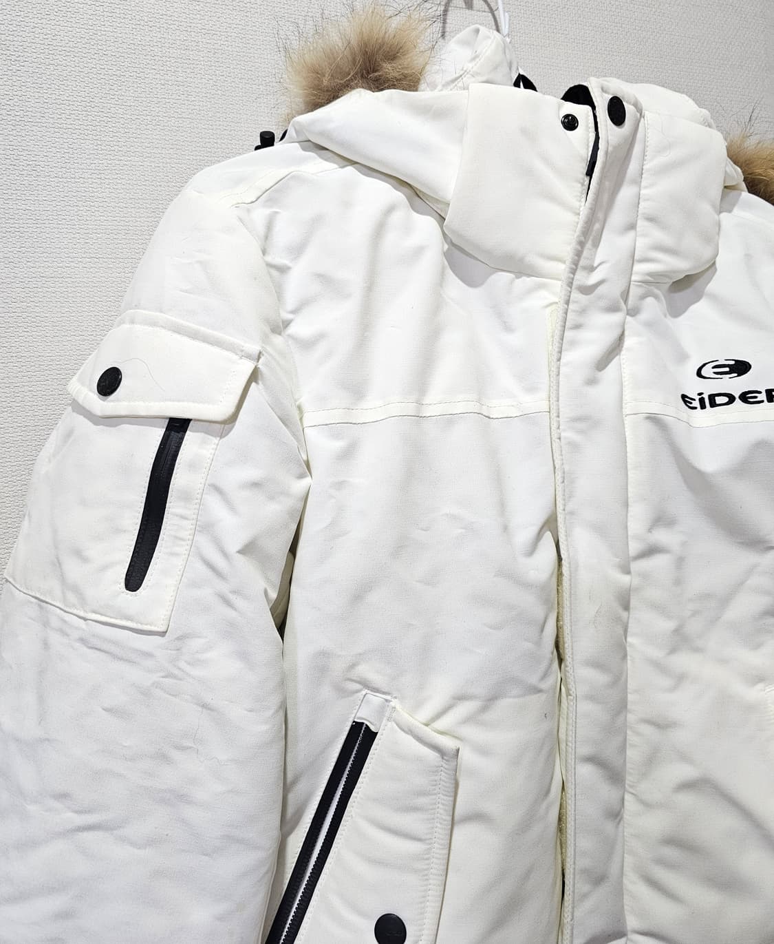 아이더 화이트 거위털 구스 여자 패딩 85/XS 상품이미지3