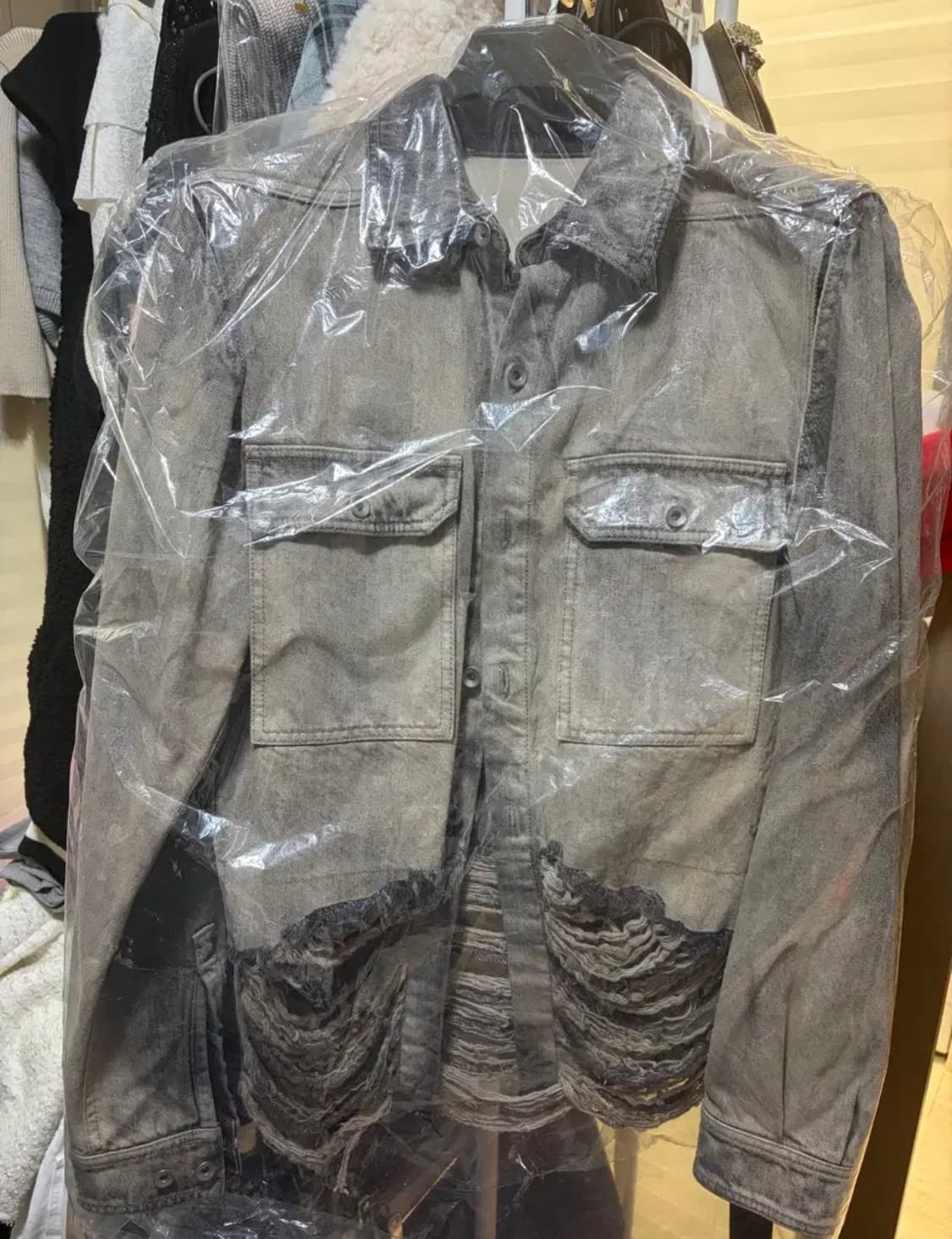 릭오웬스 케이프 슬리브 크롭 셔츠 자켓 상품이미지3