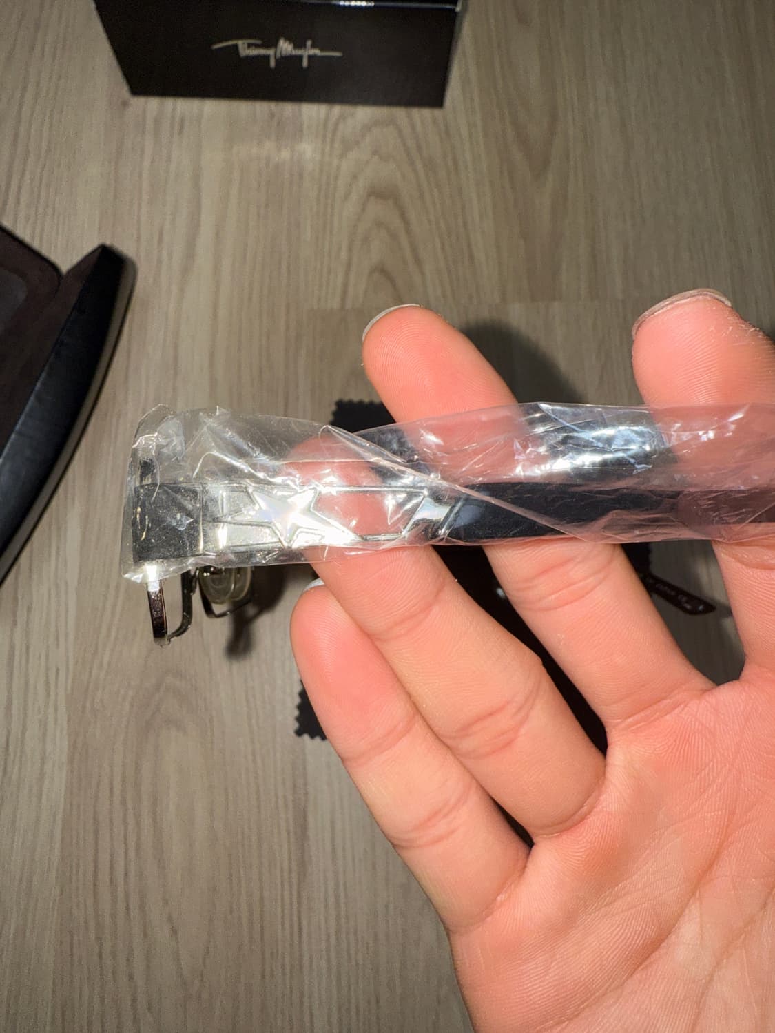 Mugler 뮈글러 실버 스퀘어 긱시크 안경테 상품이미지4